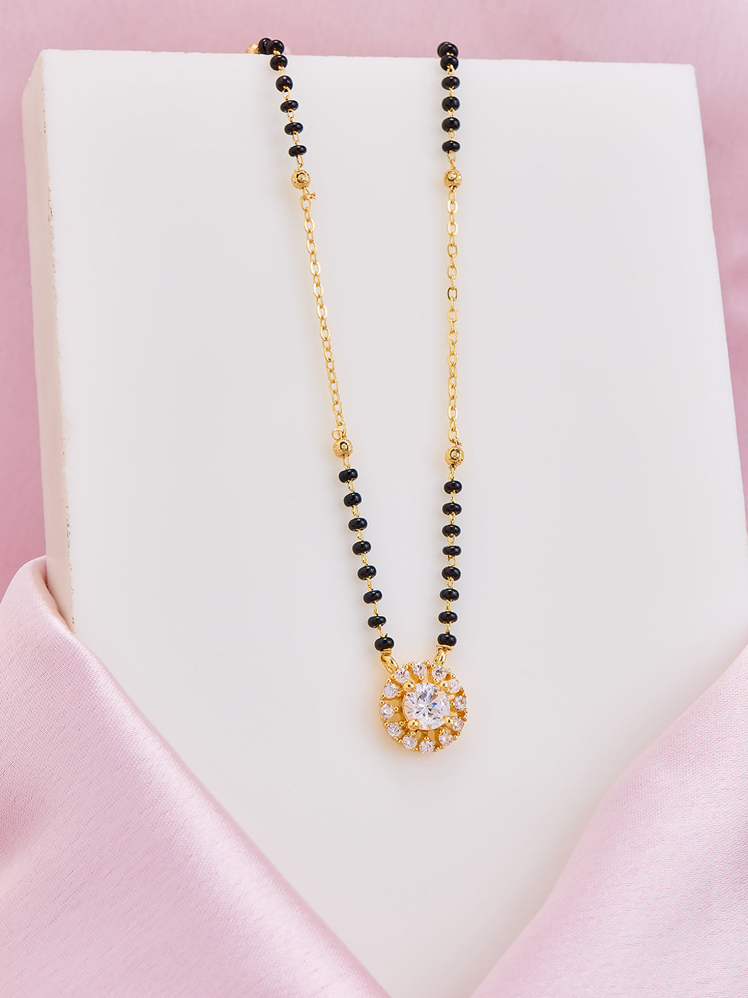 Solitaire Halo Mangalsutra