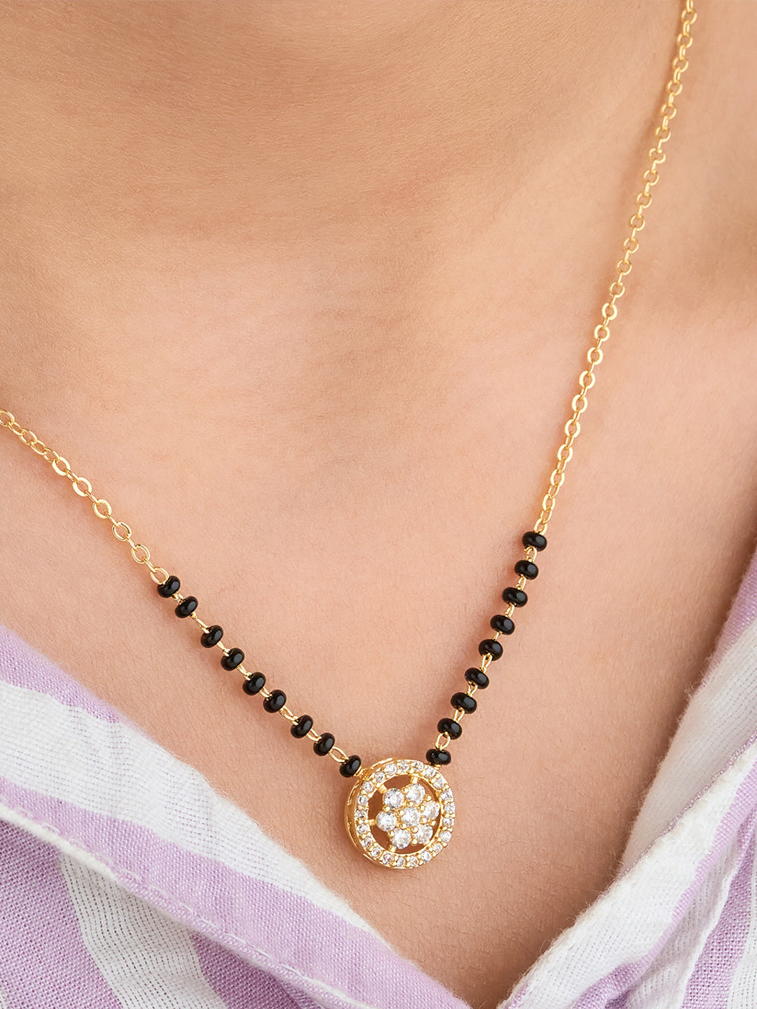 Floral Halo Charm Mangalsutra